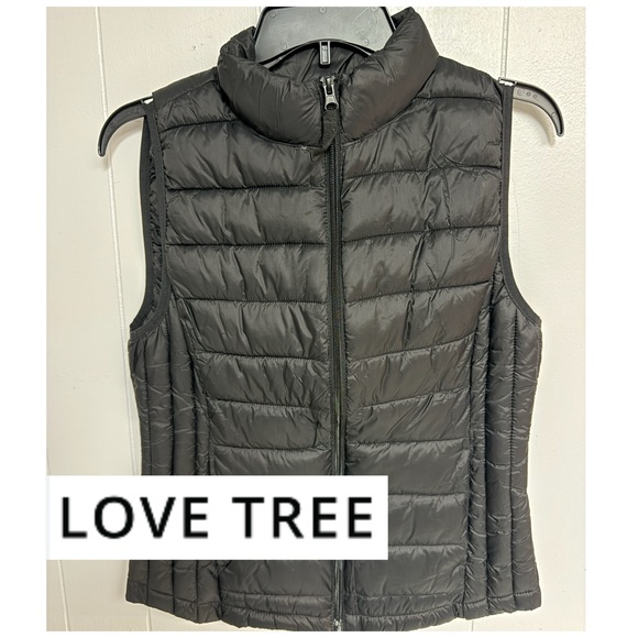 Love Tree Jackets & Blazers - Love Tree Black Quilted Puffer Vest